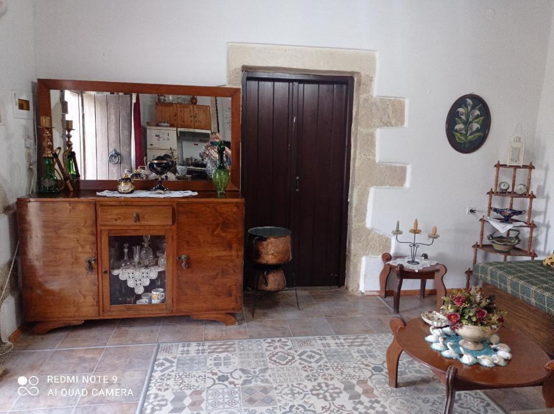 Azoyirás Traditional House Maria מראה חיצוני תמונה